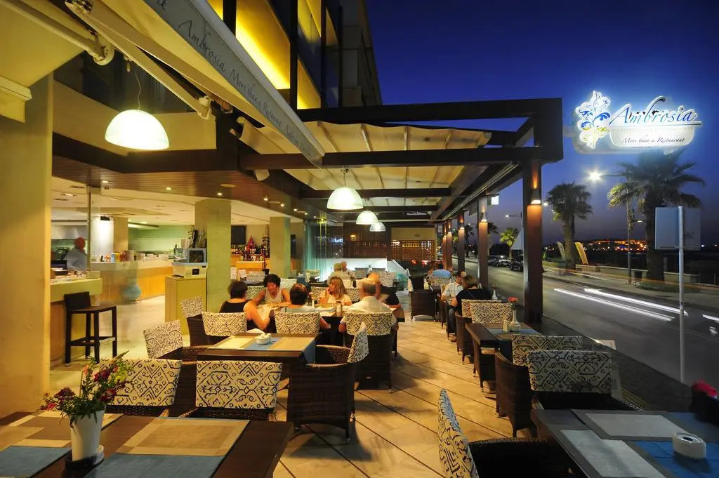 Steris Elegant Beach Hotel