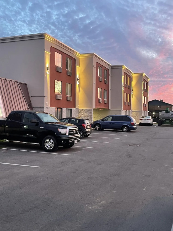 Hotel Rodeway Inn And Suites