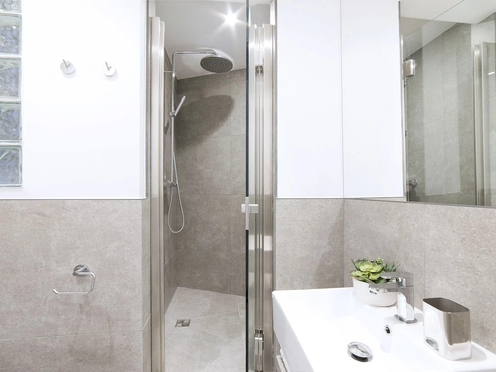Luxury 3BDR Le Marais II by Livinparis
