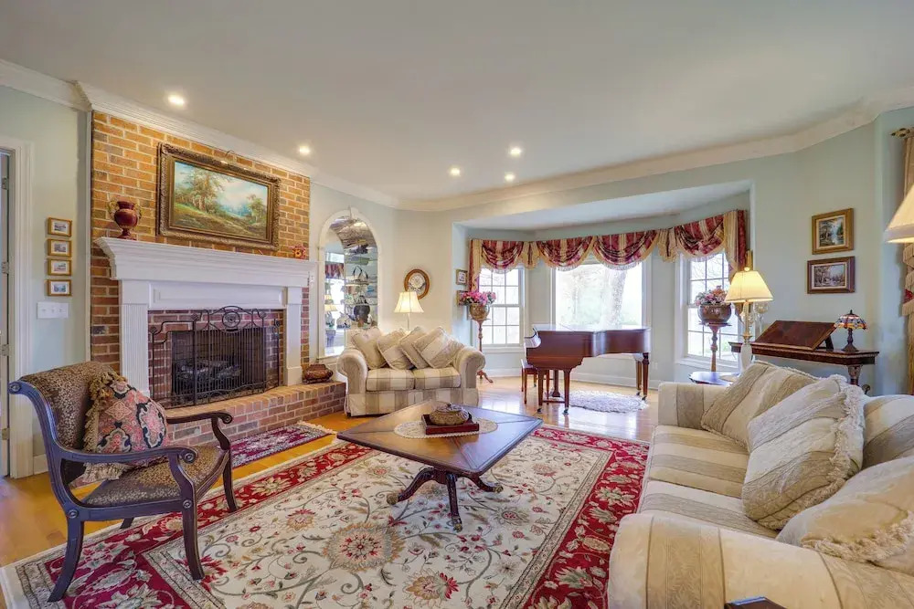 Immaculate Boone Villa w/ Entertainment Lounge