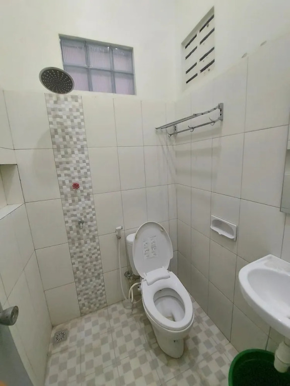 Tentrem Homestay by FH Stay