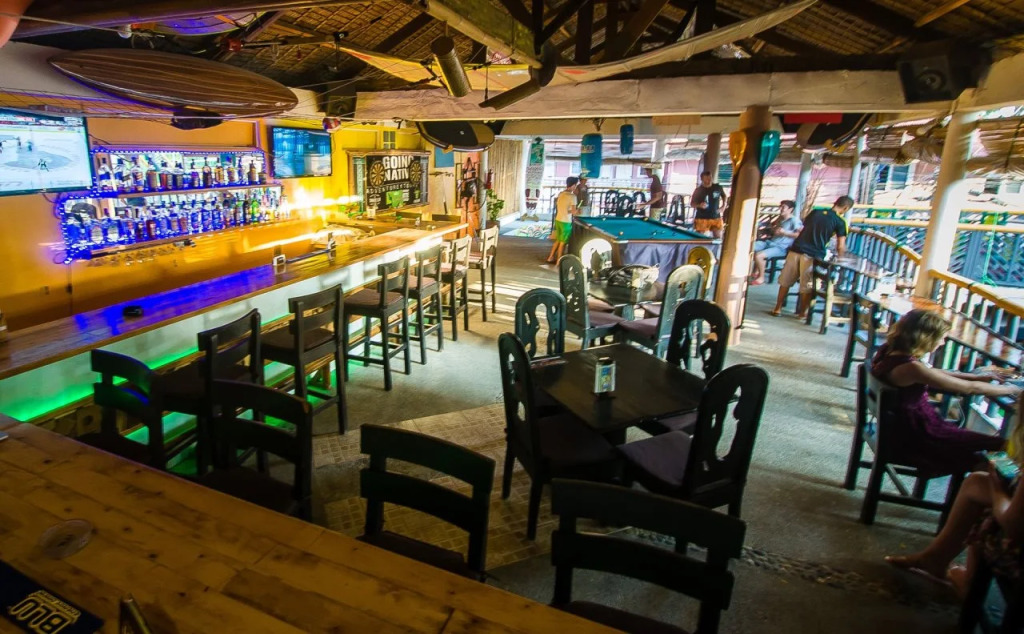 Jeepney Hostel and Kite Resort