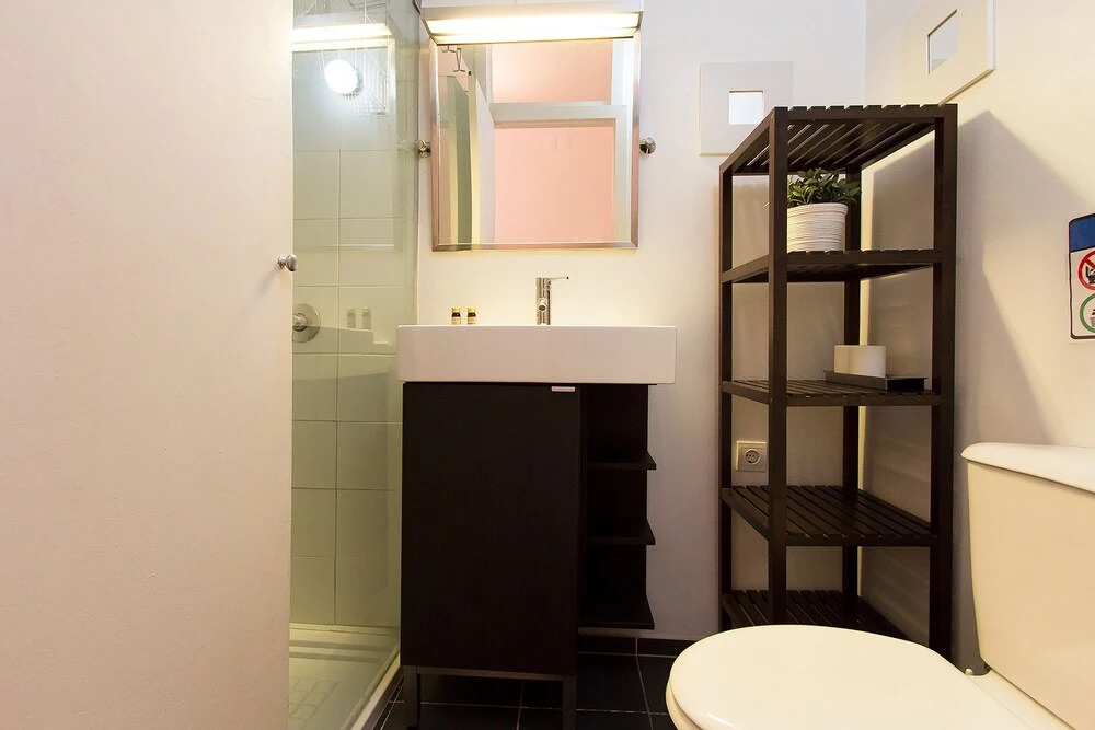 Typical Tailor Made Flat in Central Graça