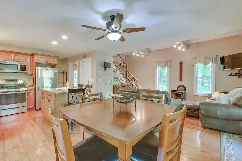 Game Room & Hot Tub: Old Forge Home!