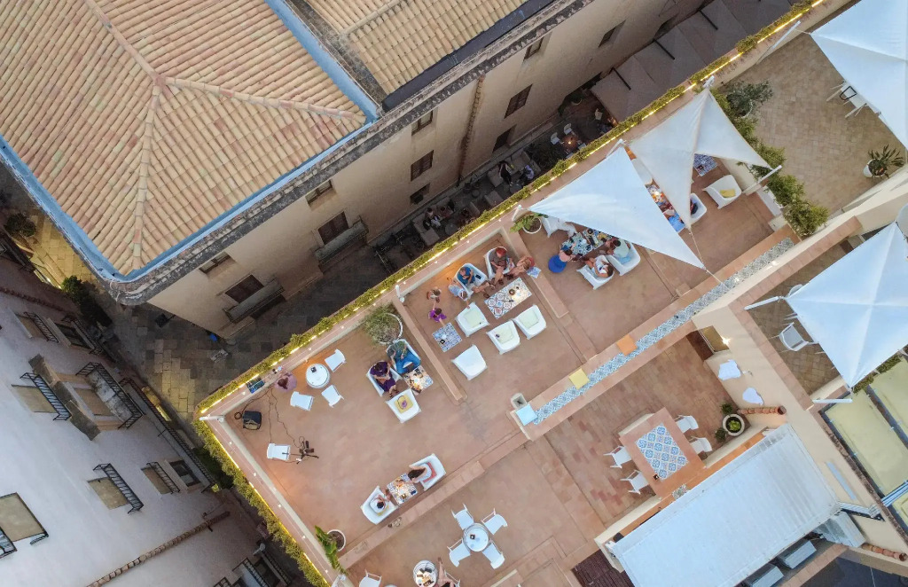 BADIA NUOVA Apart Hotel