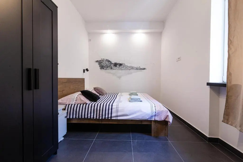 Andriana House