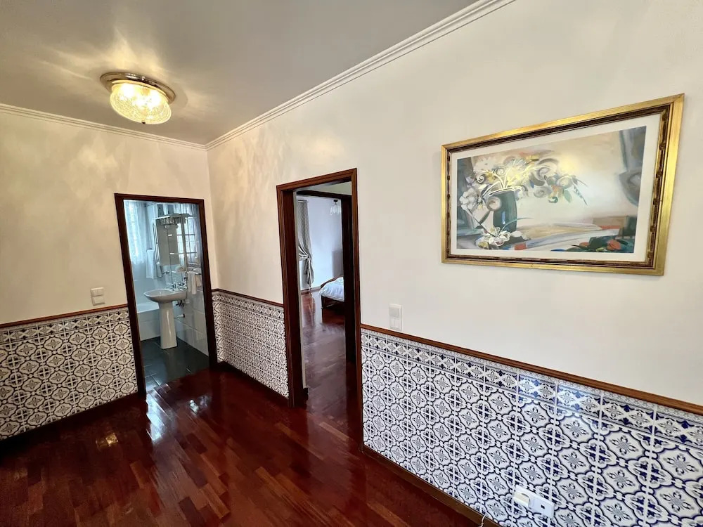 Classic Tranquil Madeiran 4-Bedroom Villa Funchal