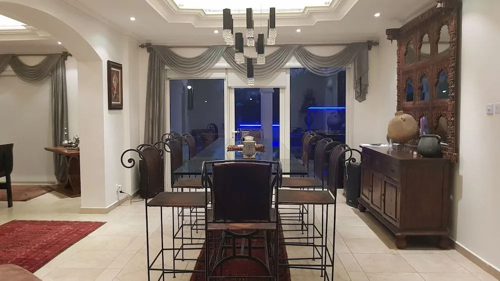 Luxury 750m2 resort - The Blue Villa