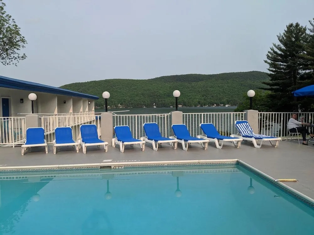 Lakefront Terrace Resort