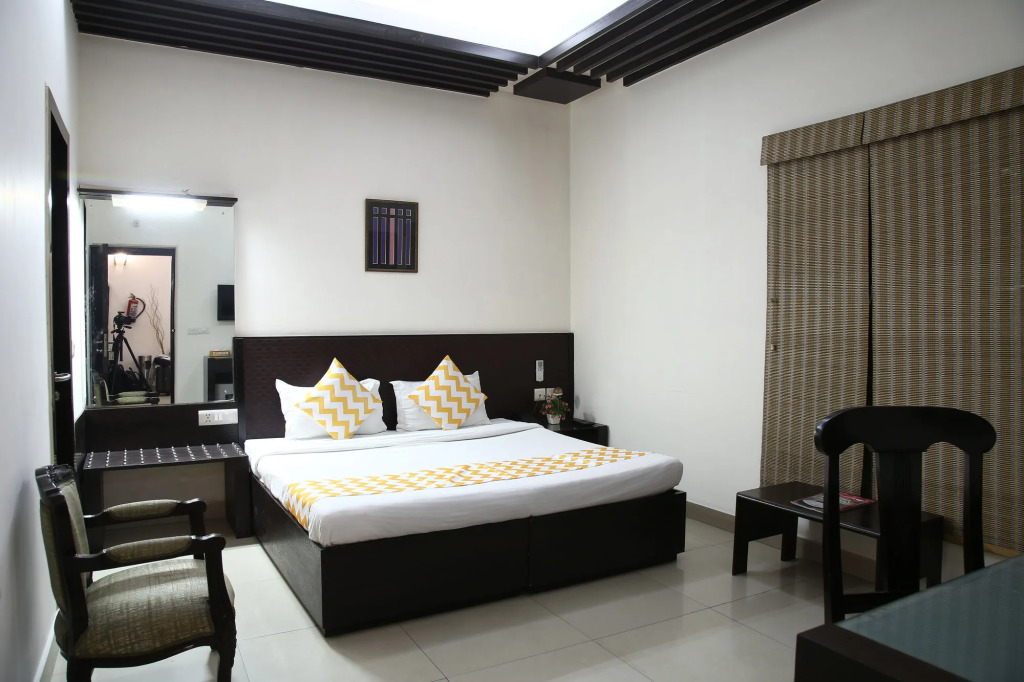 FabHotel Exotica