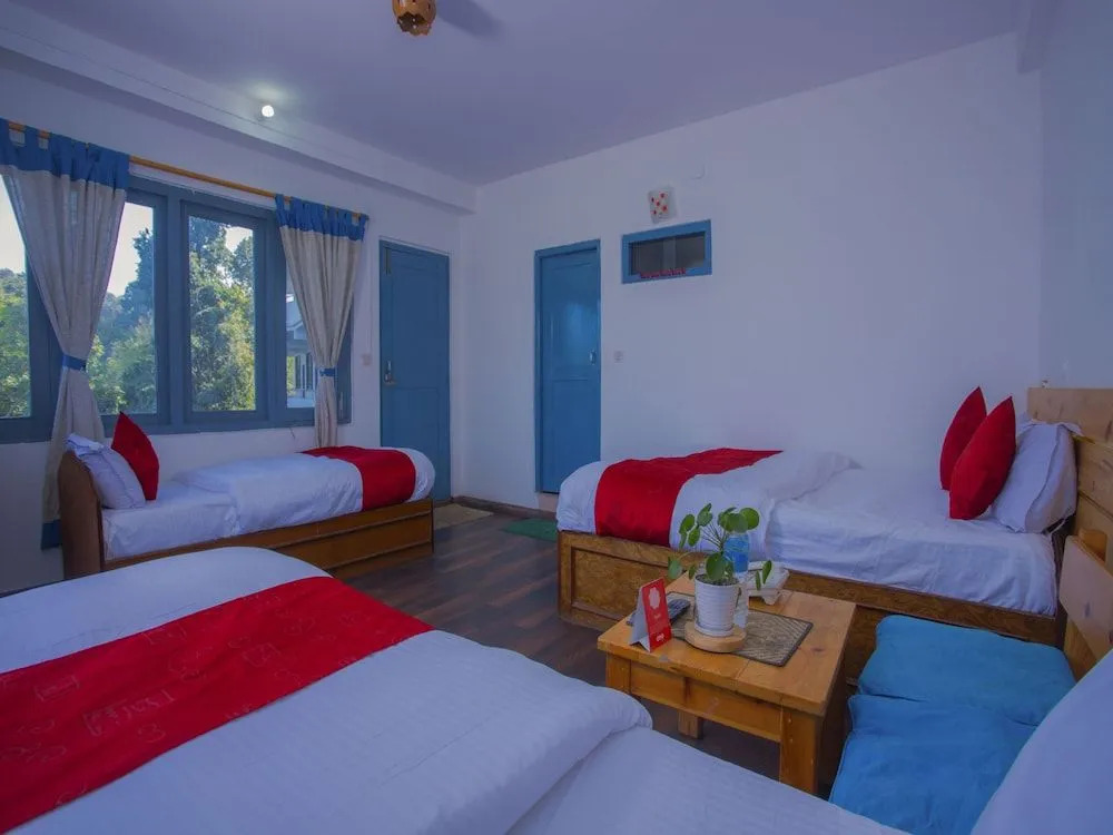 OYO 256 Mount Princess Hotel