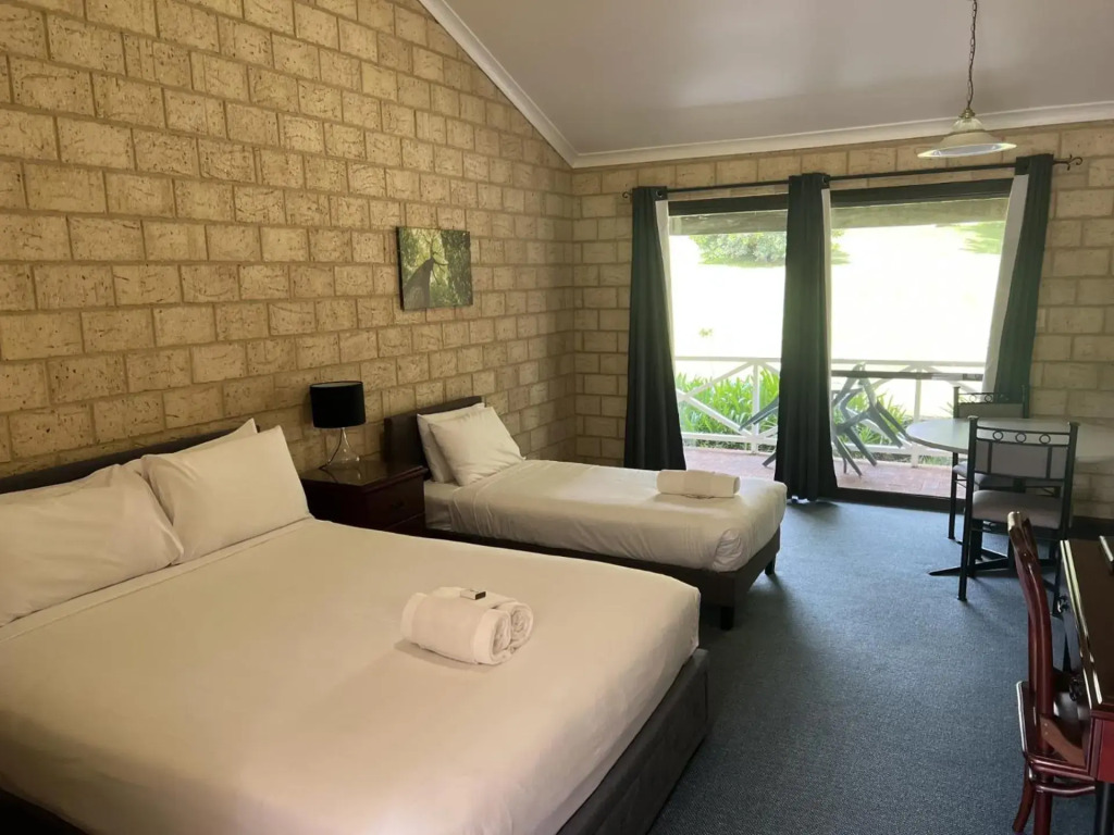 Karri Forest Motel