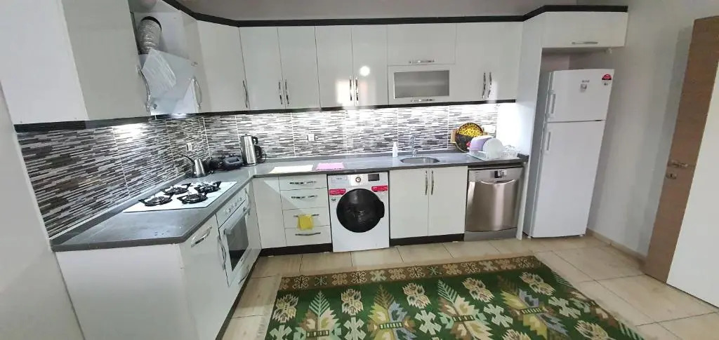 3+1 sea1km 125mt2 Furnished luxury apartment 1.kat