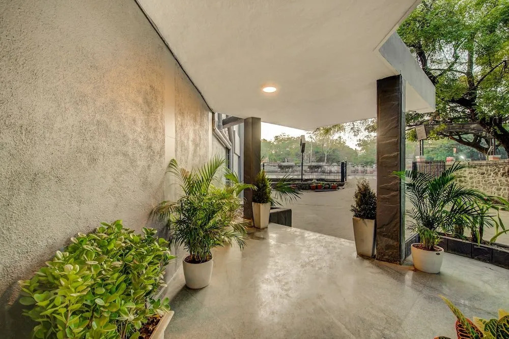 OYO Townhouse 073 Swargate