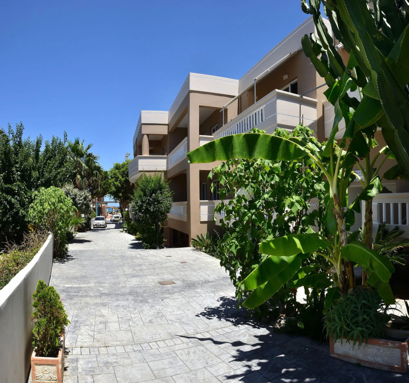 Akatos Hotel