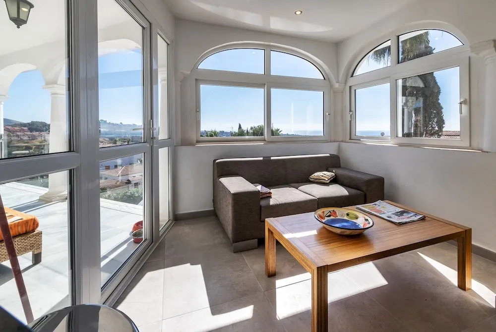 5BR 4BA Villa Romano With Panoramic Sea and Golf Views in Elviria, Marbella