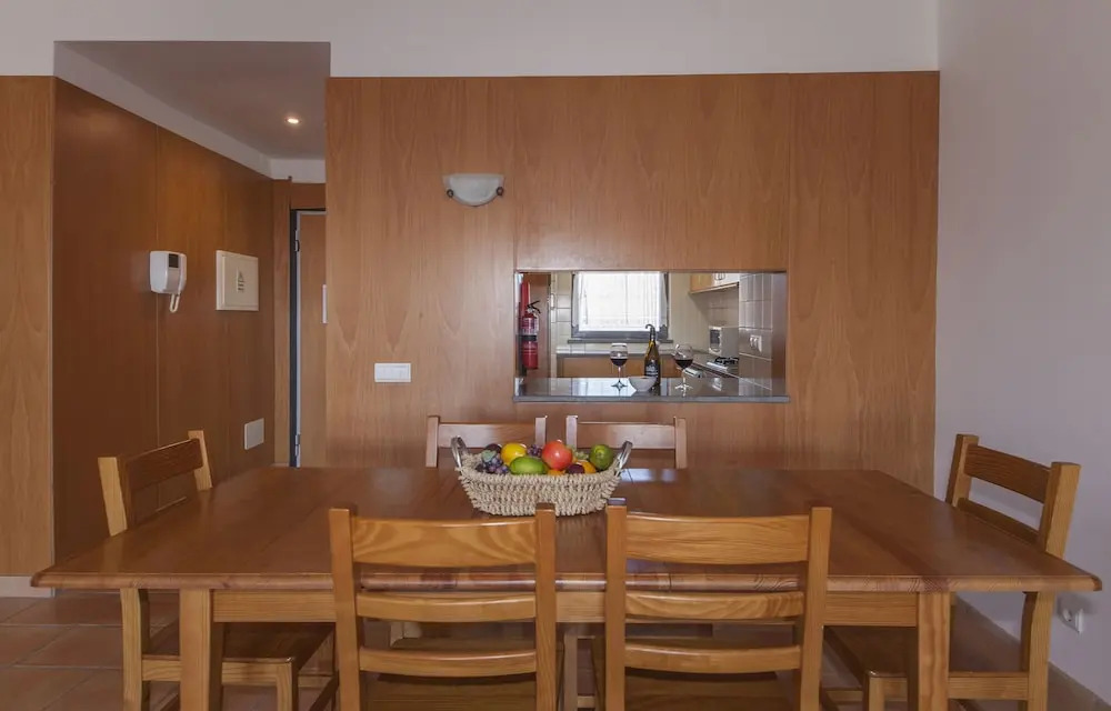 B46 - Marina Park Apartment with Seaview