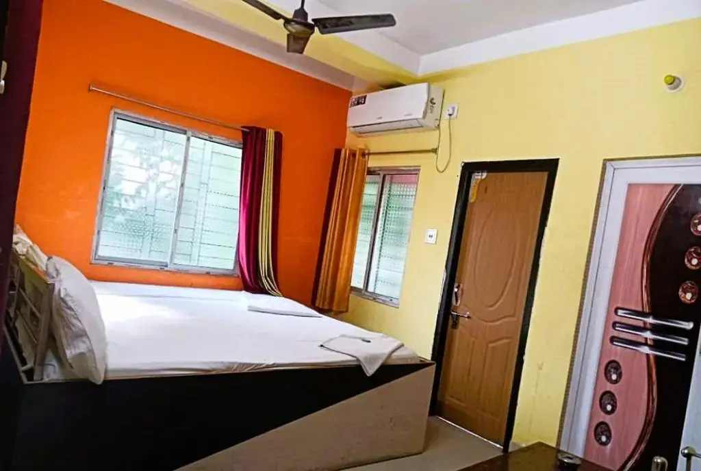 Trinayani Stay - 3 min Walk to Temple