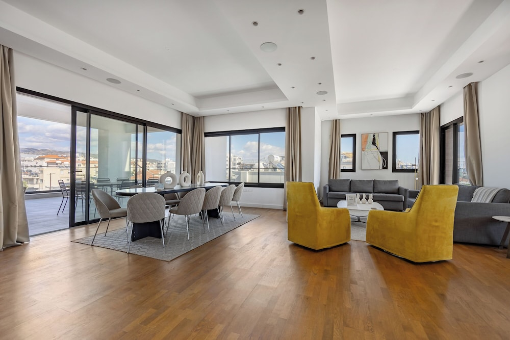 Sfiggos Premium Apartments