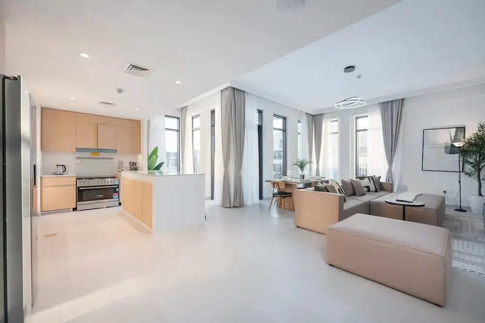 Peaceful 4-bedroom Bright Kitchen Space in Dubai Creek Harbour
