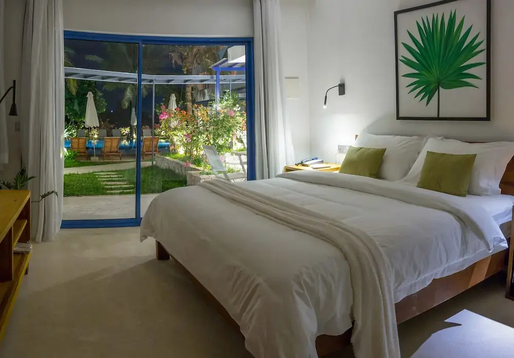 The B Resort