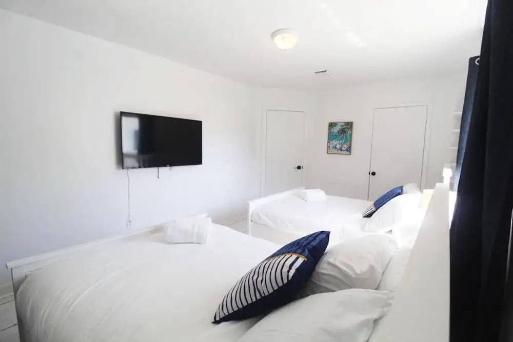 3BR 2BA Coral Terrace House by ASVR-2530