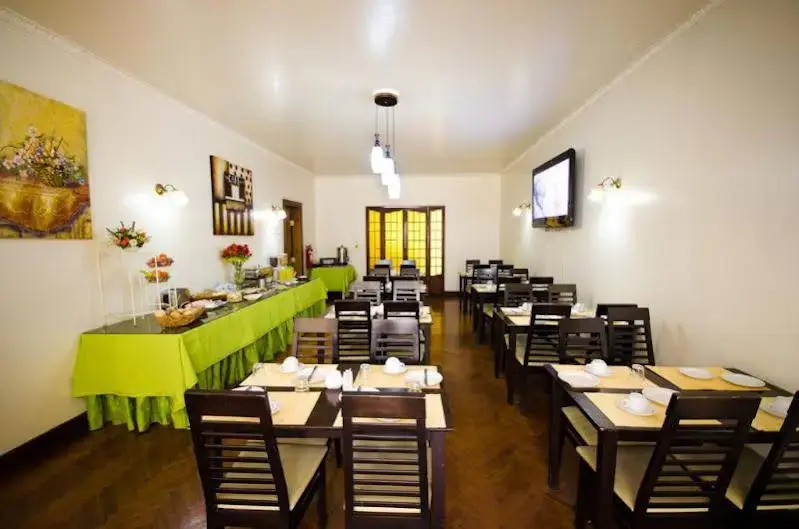 Hotel Divasto