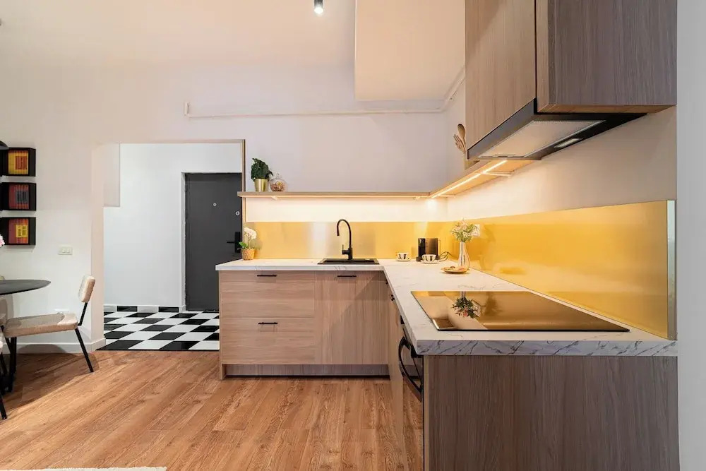 Playful & Trendy 2BR on Regina Elisabeta, Steps to Cismigiu Gardens | Bathtub & Boulevard Views
