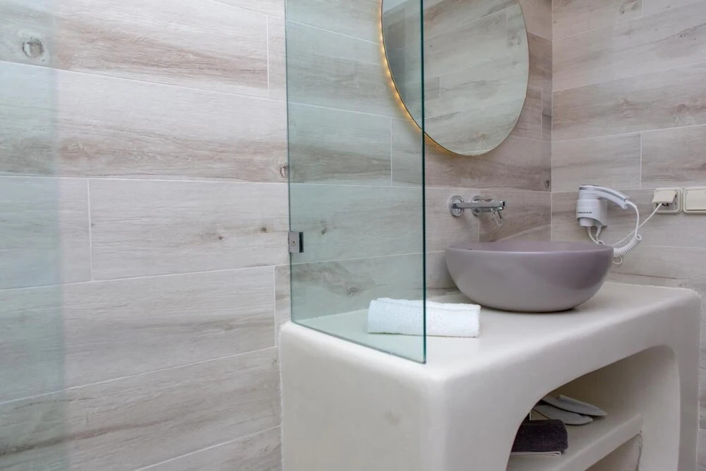 Naxos Riviera Suites