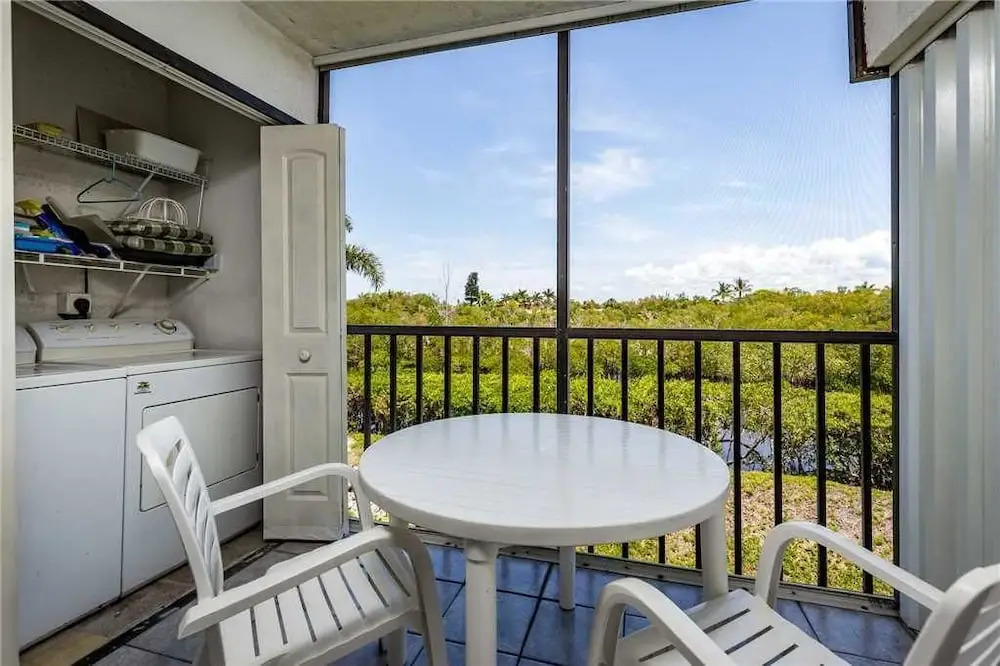 Admirals Bay 152 - Two Bedroom Condo