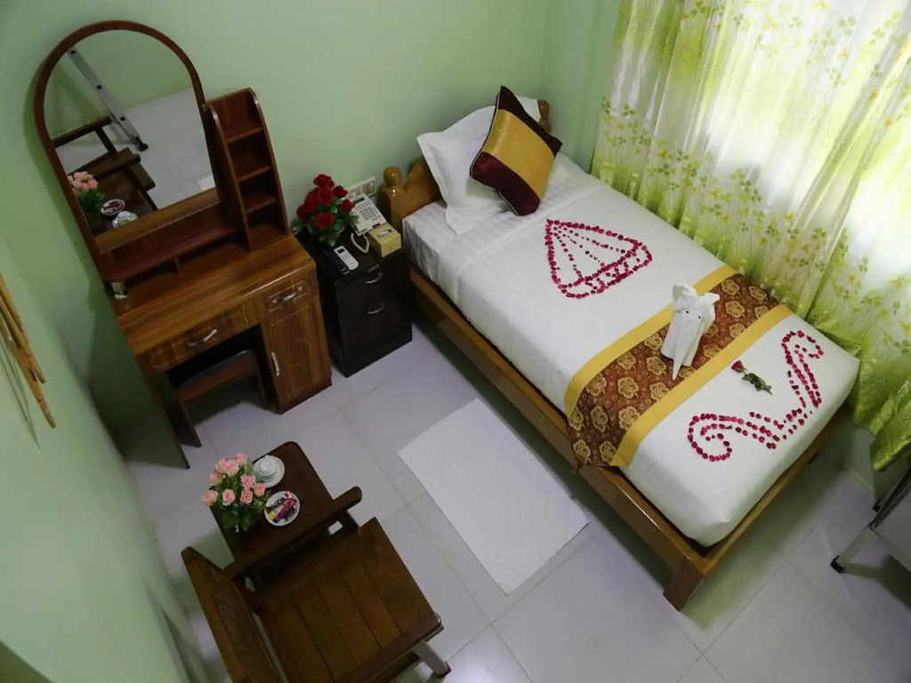 Sein Nan Daw Hotel