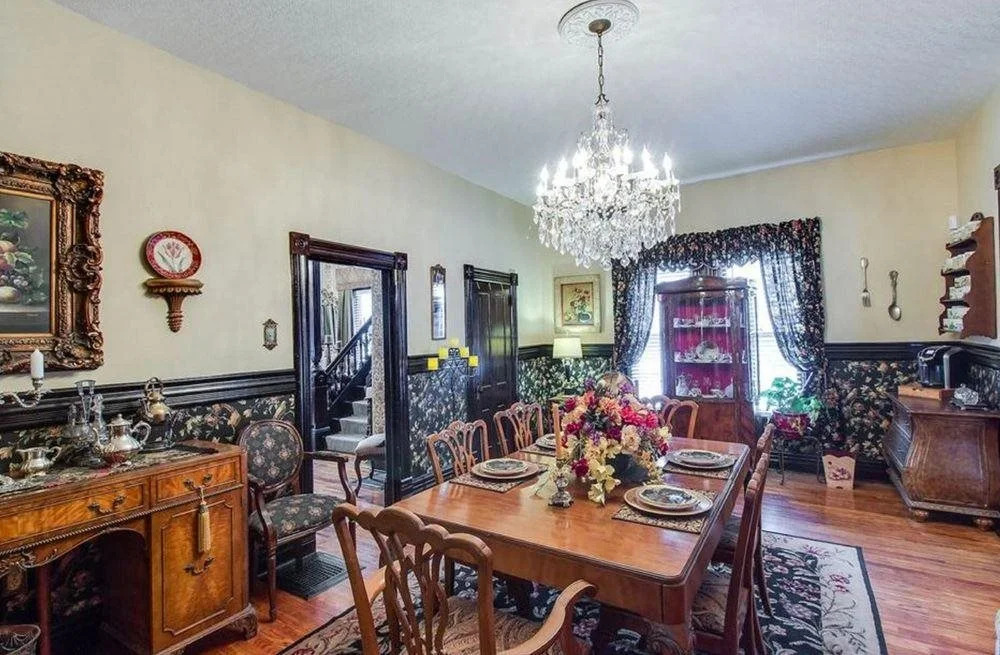 Noble House Inn