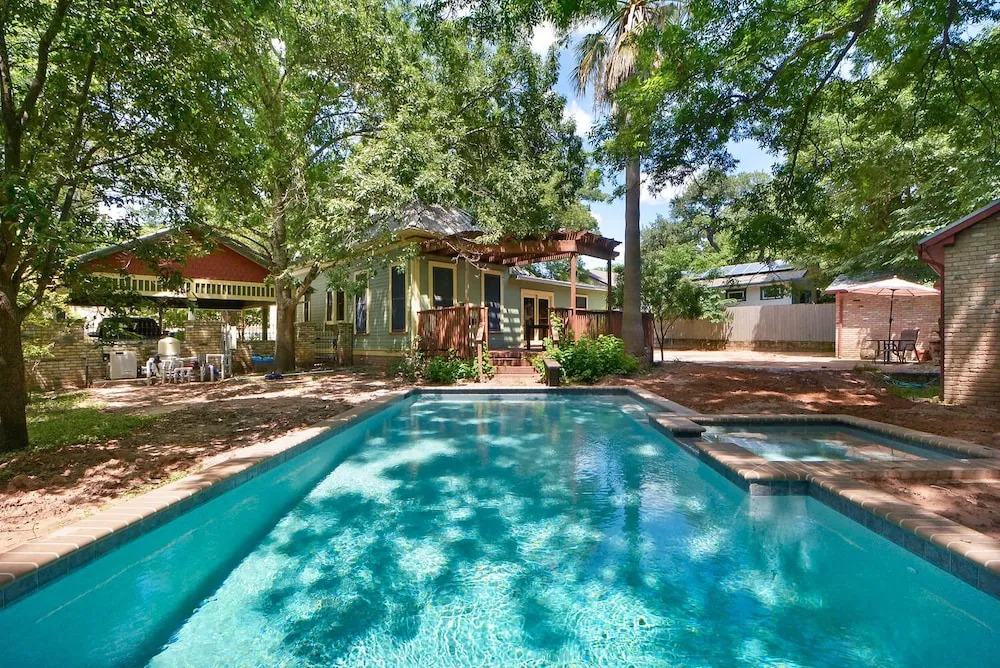 7BR 4BA Unique House and Cottage South Congress Austin by RedAwning