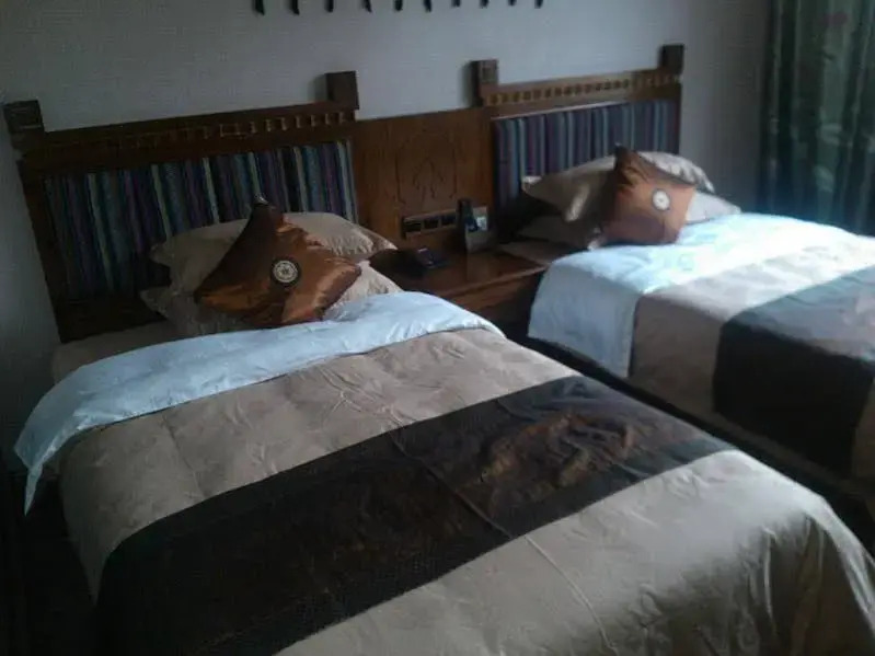 Fenghuang Fulante Holiday Hotel