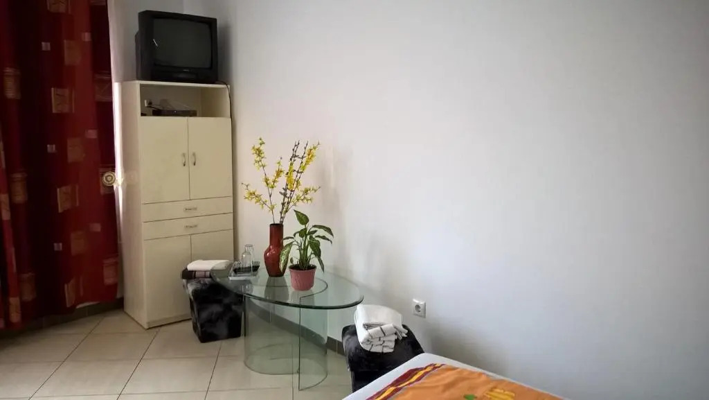 Kazinczy Apartment