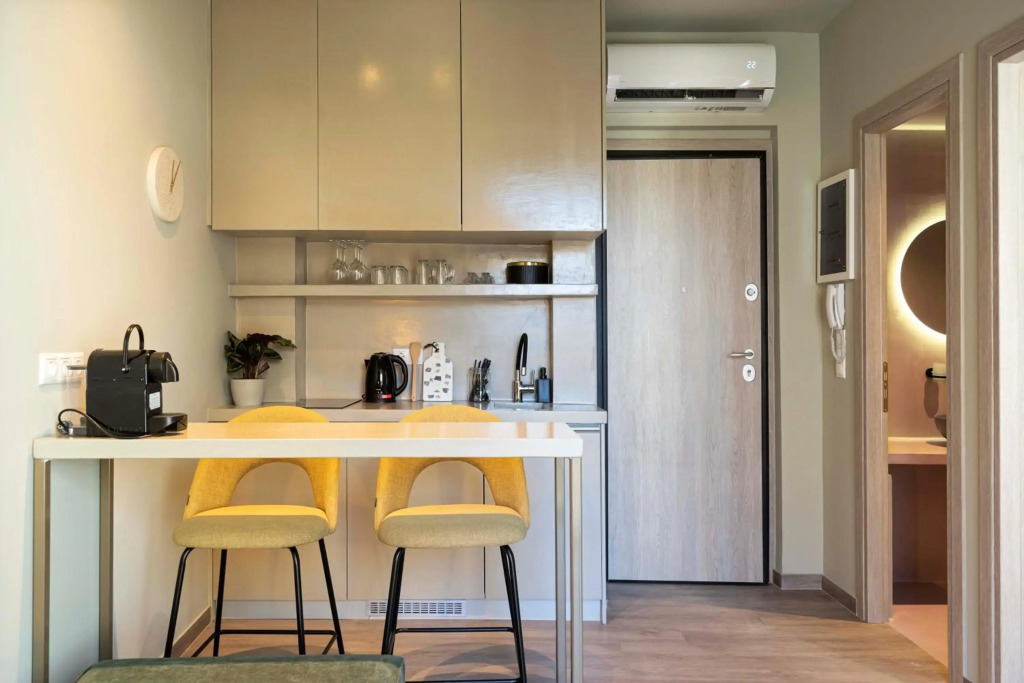 9 Muses Exclusive Suites In Syntagma