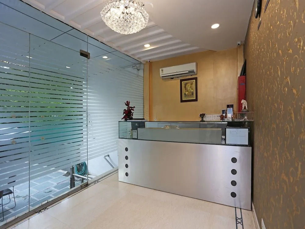 OYO 1245 Hotel Amby Inn