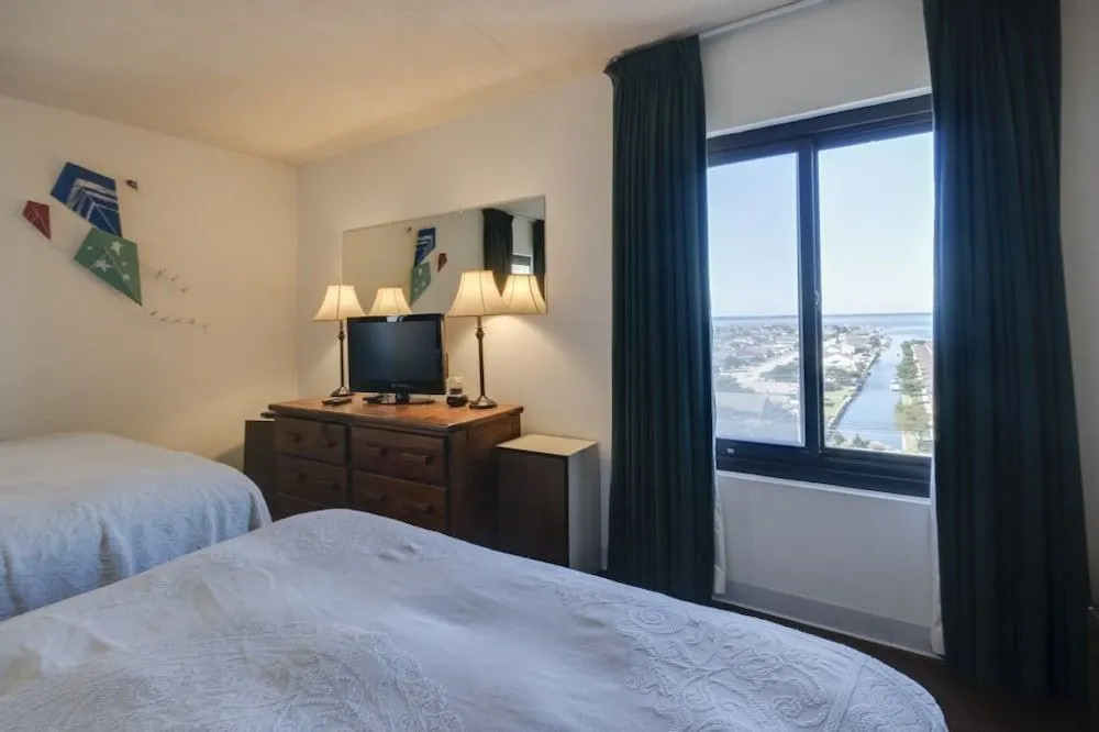 Rainbow 709 - 1 Br Condo