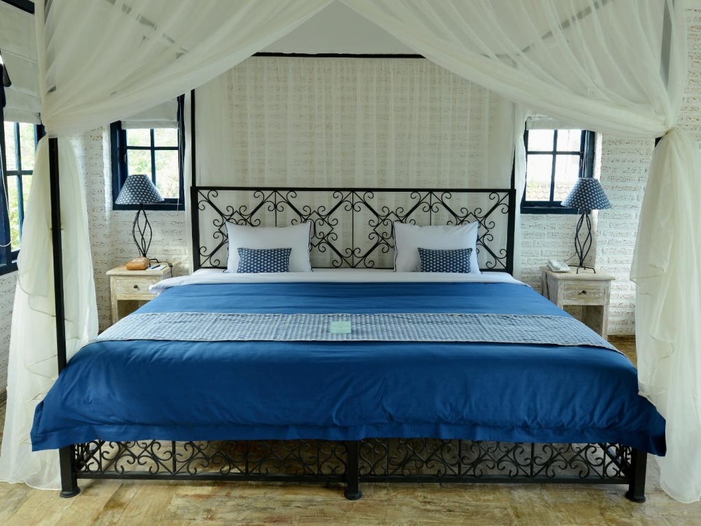 Artemis Villa Hotel