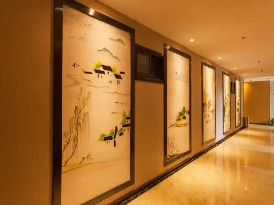 Yanzhou Renyue Hotel
