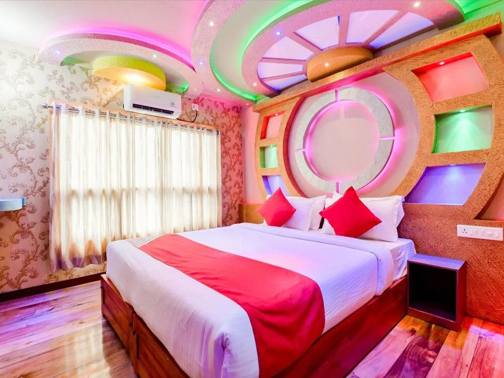 Oyo 24290 Houseboat Anugraha Deluxe