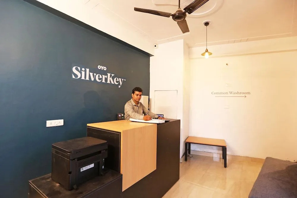 Silverkey Executive Stays 42928 Near Global Hospital