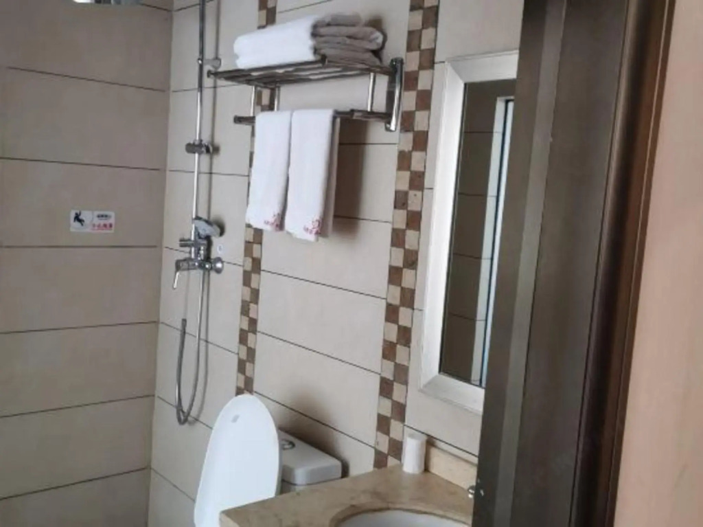 Huadu Business Hotel