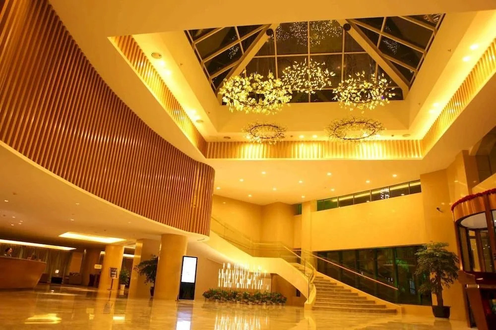 Tianmu Lake Grand Metropark Hot Spring Hotel - Liyang