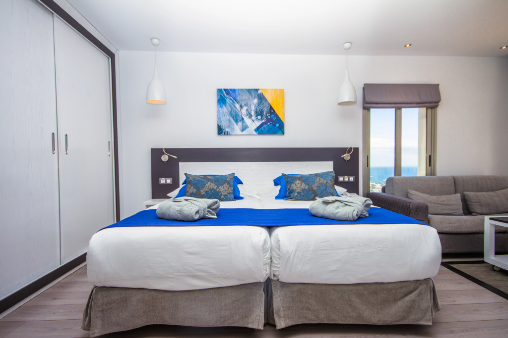 Servatur Casablanca Suites & Spa