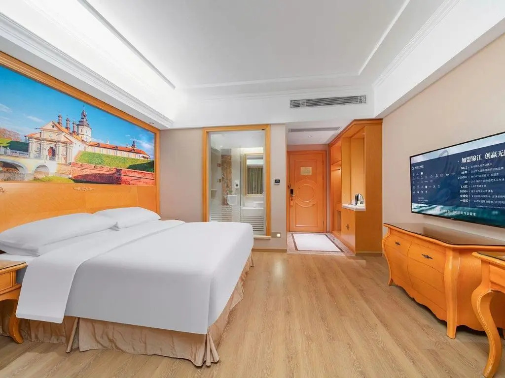 Vienna International Hotel