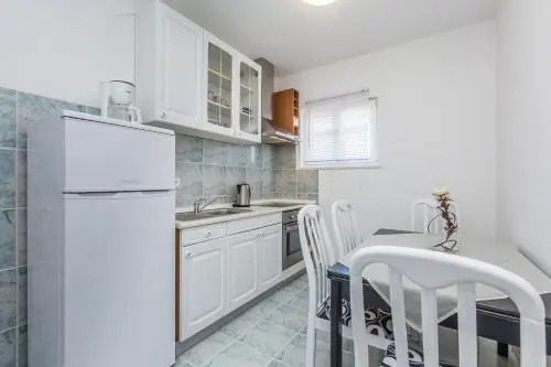 Apartments Ivica