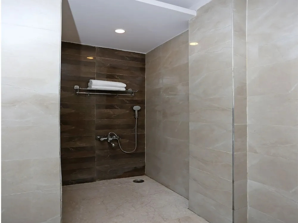 Cherisha Zone by OYO Rooms