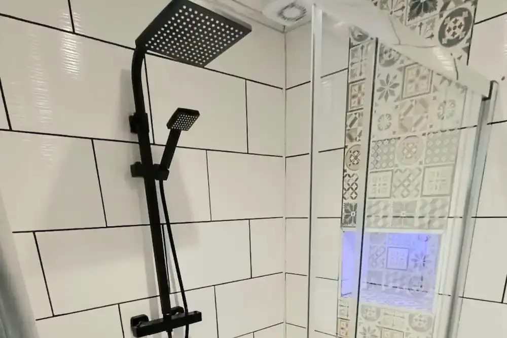 Luxury Chester City Apartment Near Station