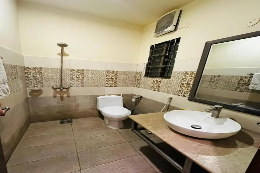 Shelton’s Rezidor Lahore